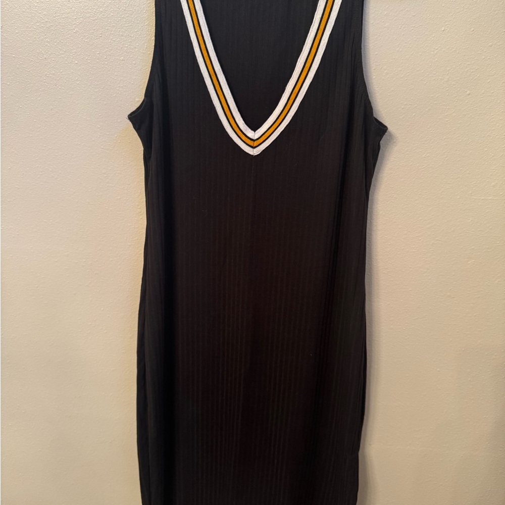 Black Sleeveless Dress with V-Neck Trim